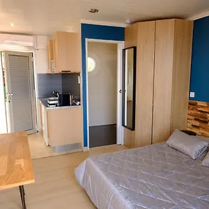 https://studio-climatis-le-naturiste-du-levant.fr-provencehotel.com